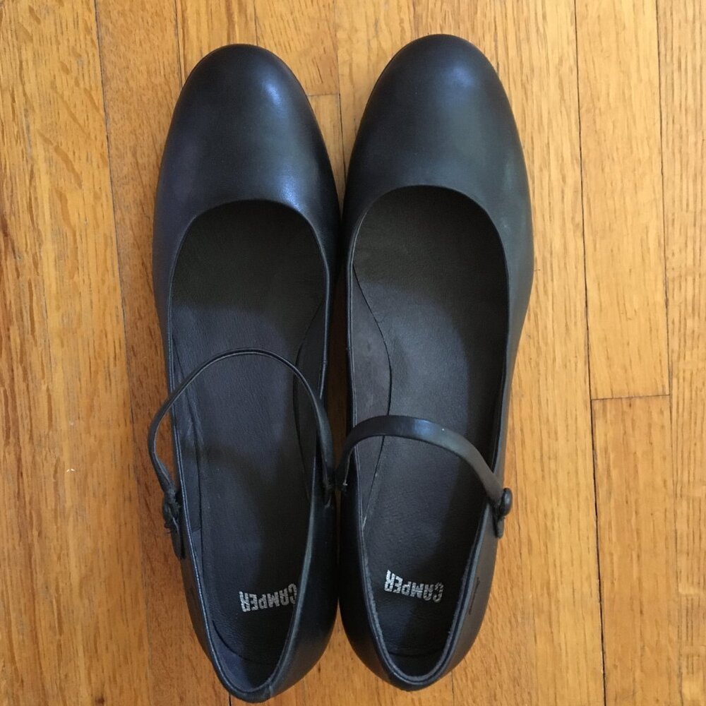 Camper black leather shoes